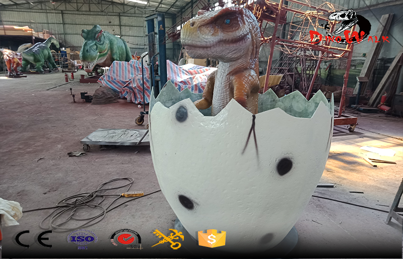 animatronic baby dinosaur with hatching egg