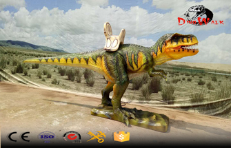 new robotic dinosaur ride arrived in Peru