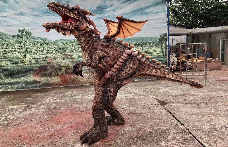 Fantastic Realistic animatronic walking dragon costume